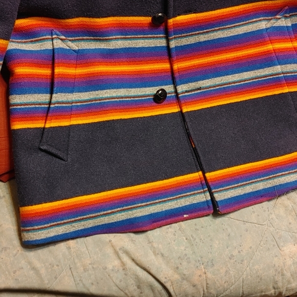 Mens Vintage Pendleton Stripe Cape Style coat - Picture 8 of 16